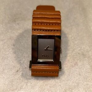 D&C Milano DW0264 Women\'s Silver Watch with Brown Strap Oiritaly Montre - Quartz - Femme - D&G - DW0264 - Milano  main image 2